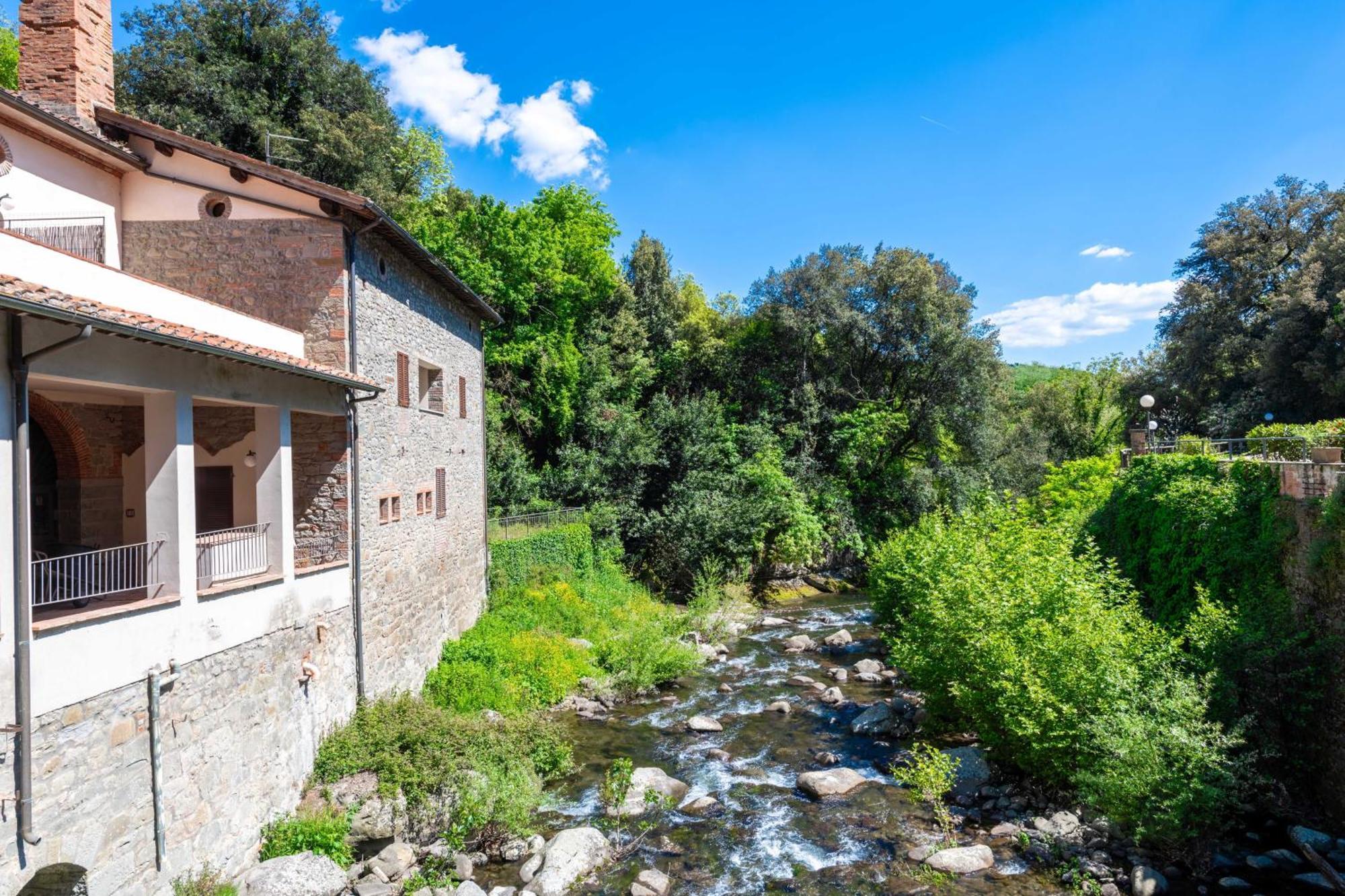 La Ferriera Exclusive Resort - Pool & Waterfall Лоро-Чьюффенна Екстер'єр фото